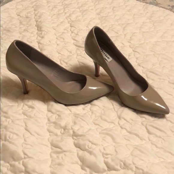 Pointed Nude Heels - Picture 2 of 4